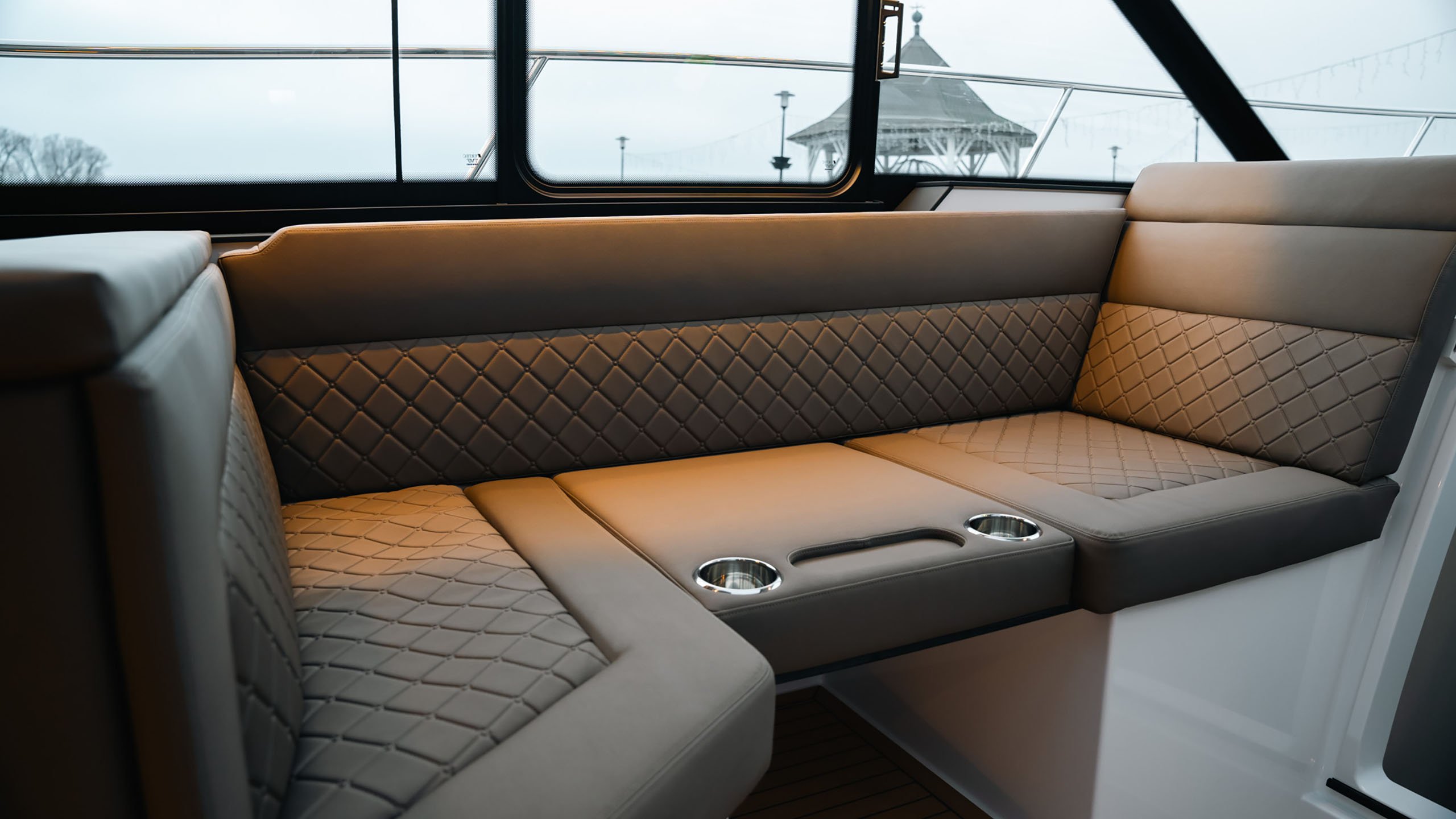 Aquador 400 HT - Helm Chaise Lounge - 2